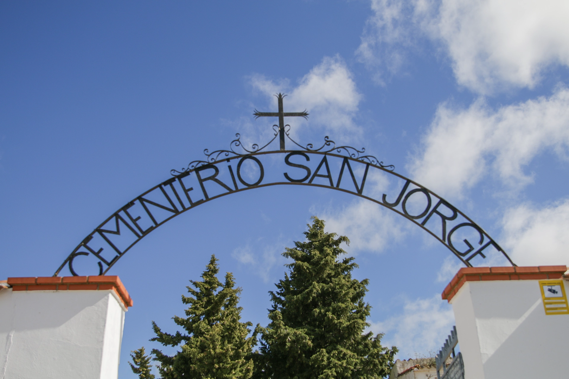 Monumentos que ilustran la convivencia de distintos grupos sociales