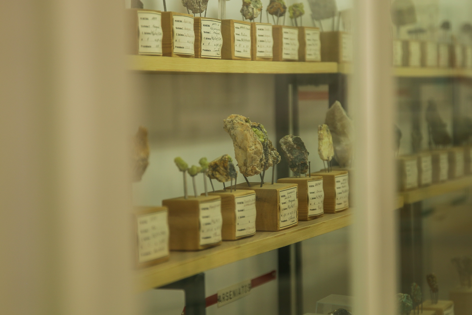 Propiedades físicas de los minerales expuestas