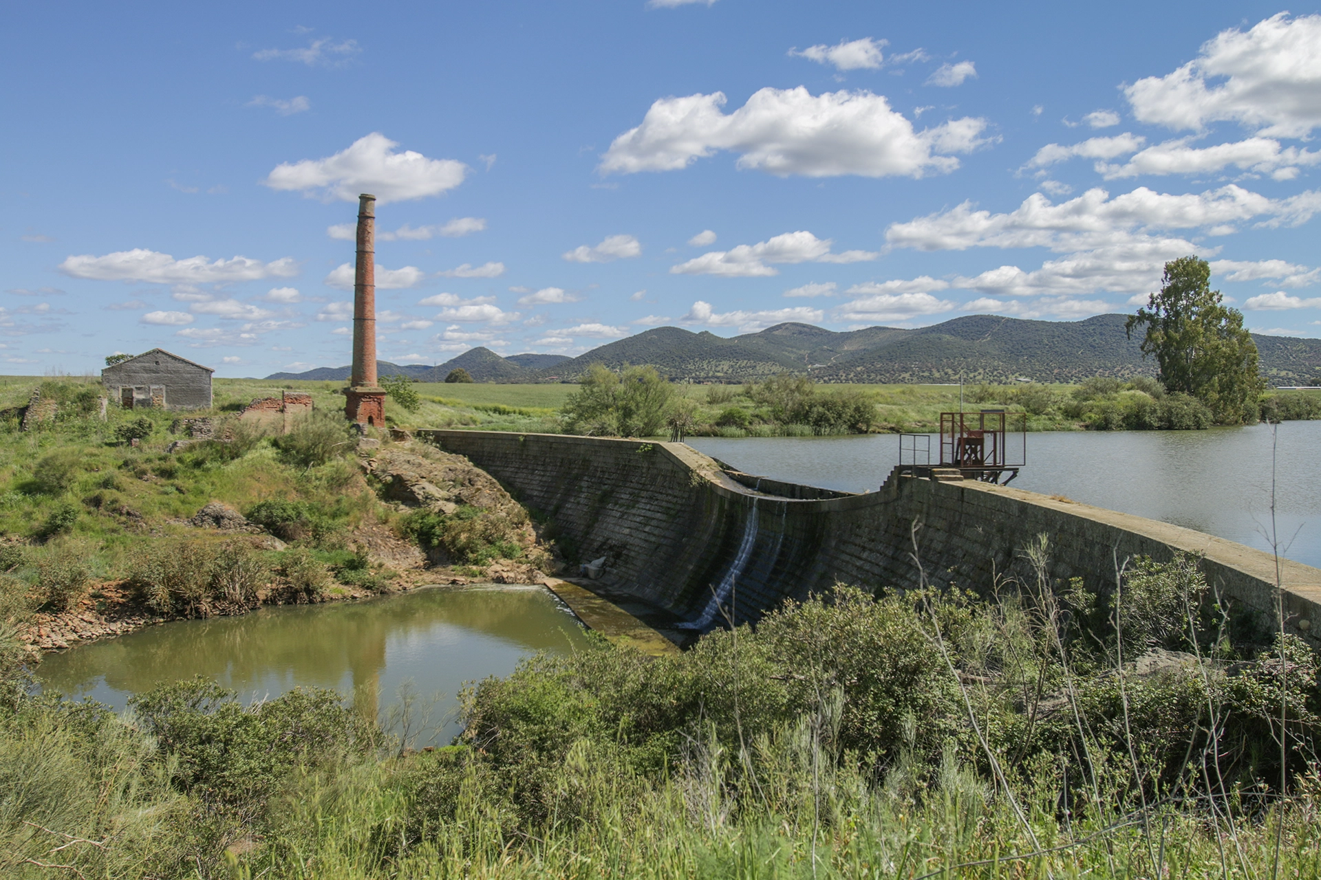 Entorno del Embalse de San Pedro en el alto Guadiato