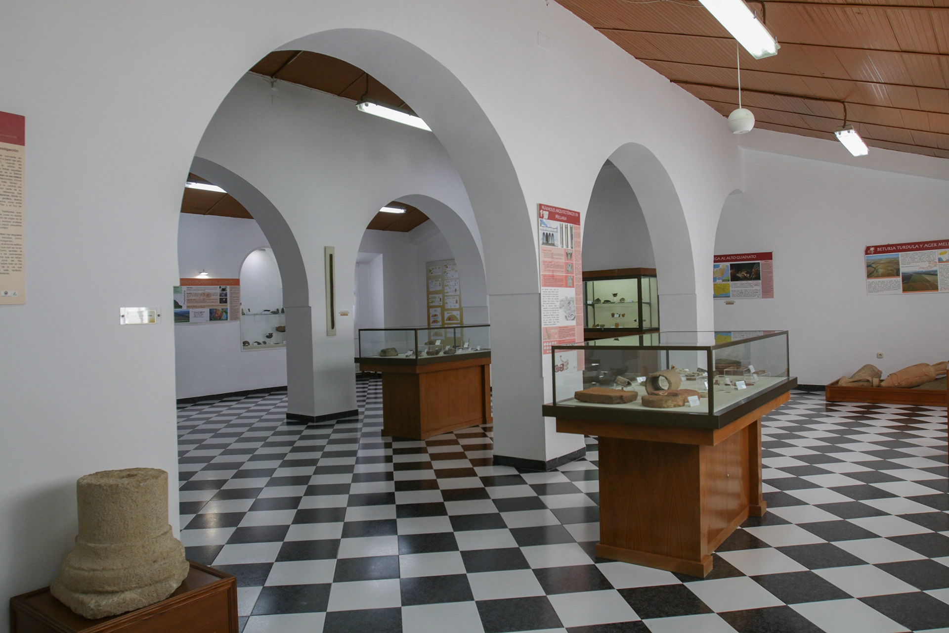 Documentos y planos históricos de las explotaciones ferroviarias